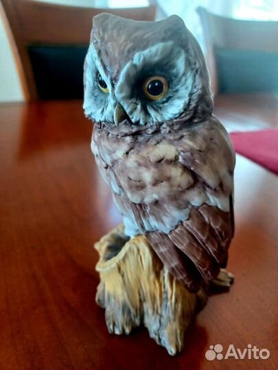 Фарфоровая фигура 