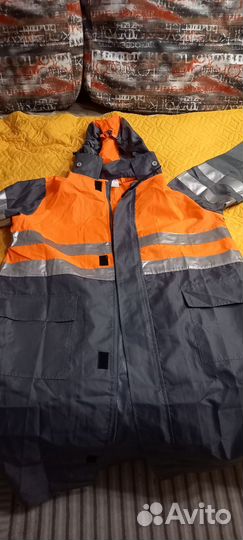 Плащ дождевой