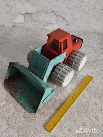 Трактор игрушка железная СССР
