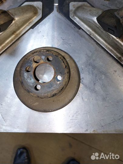 Шкив гура volkswagen passat B3