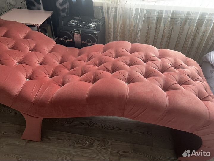 Кушетка для наращивания ресниц