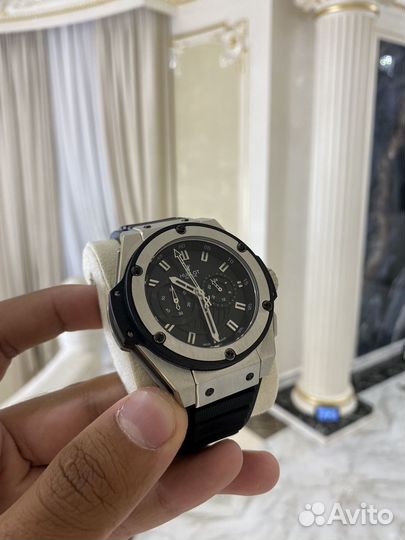 Часы hublot