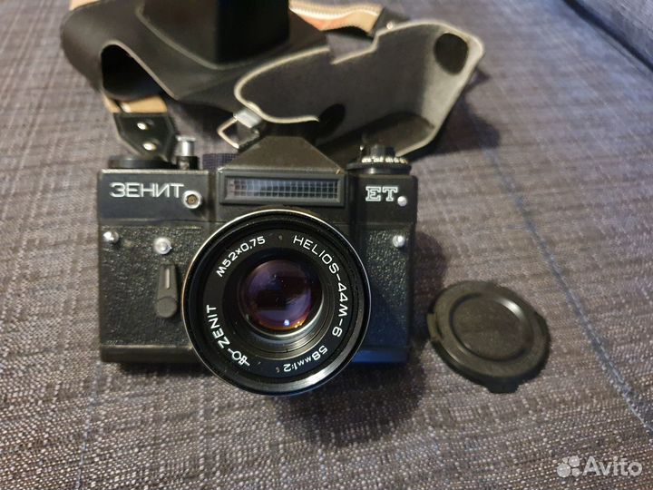 Фотоаппарат Зенит ет с объективом Гелиос-44М-6