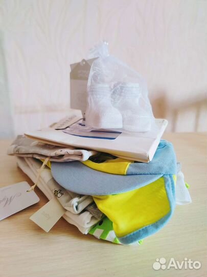 Пакет новой одежды 0-12 м для апрель/майских деток