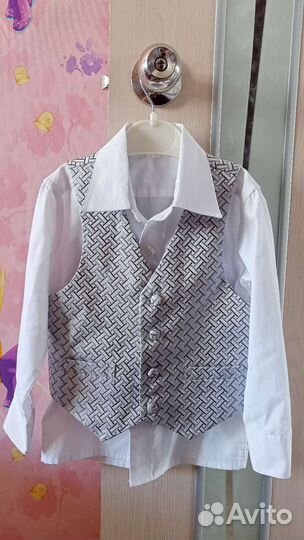 Костюм праздничный 104