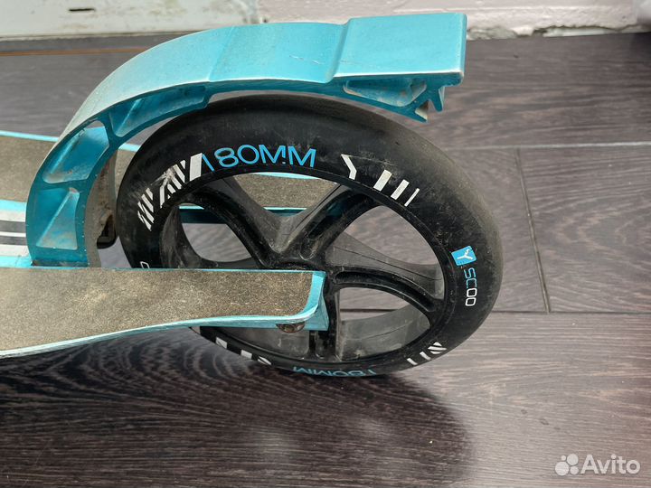 Самокат Y scoo