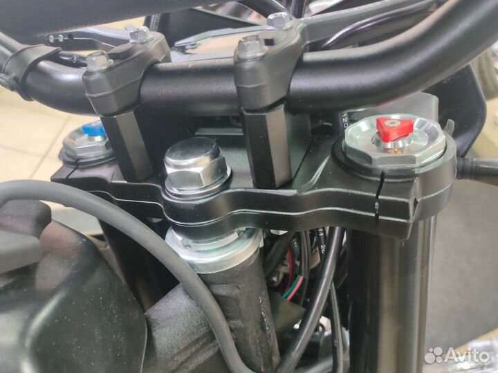 Мотоцикл Regulmoto CR-X PRO в наличии