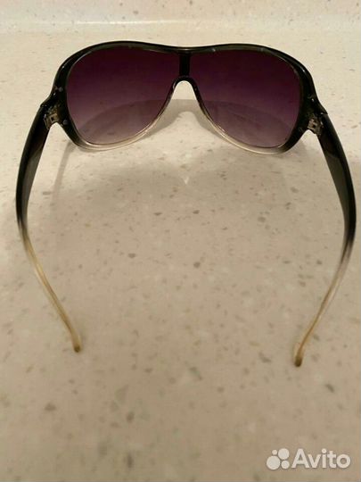 Очки солнцезащитные
