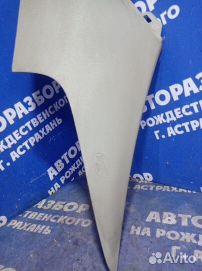 Обшивка задней стойки Toyota Camry 40 седан 2007