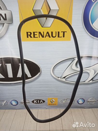 Уплотнитель зад проема двери Nissan almera classic