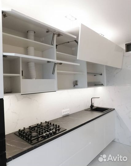 Кухонный гарнитур собственного производства