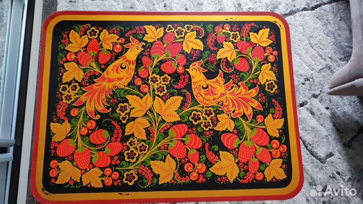 Детский стол и 2 стула