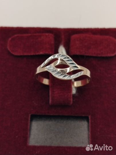 Золотое кольцо 585/ 16,5 р-р