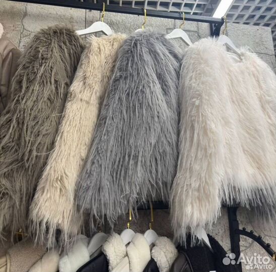 Шуба искусственного страуса