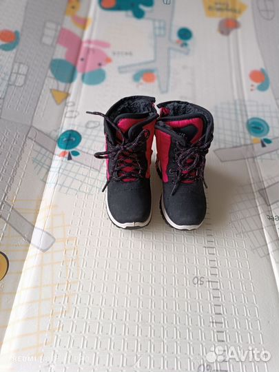 Ботинки на девочку