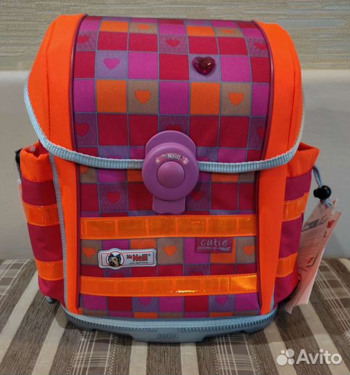 Школьный ранец для девочки