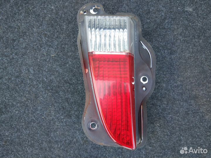 Фонарь крышки багажника Хендай Элантра 3 хетчбек