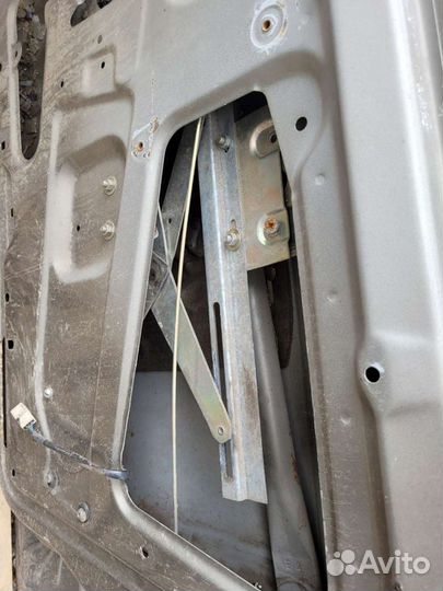 Электростеклоподьемник правый передний ваз 2109