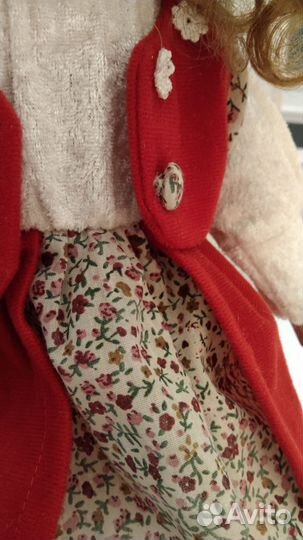 Кукла фарфоровая коллекционная