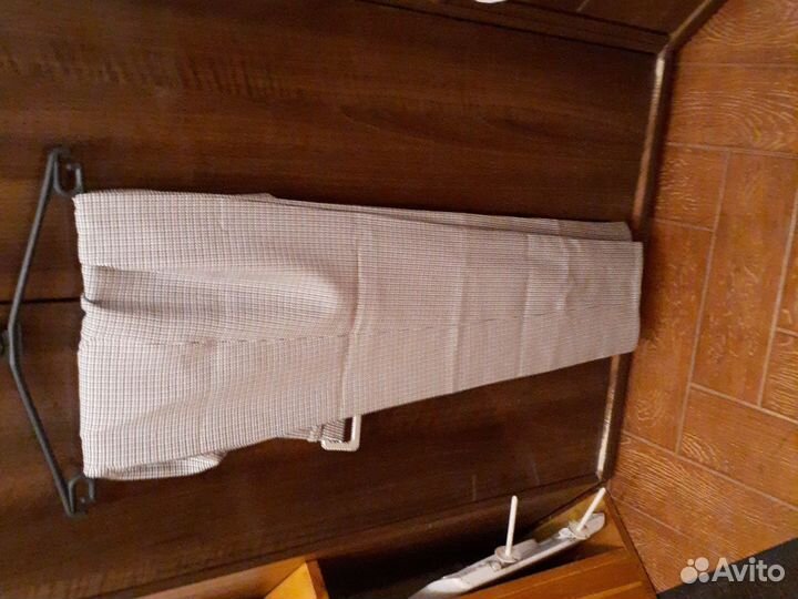 Костюм брючный женский