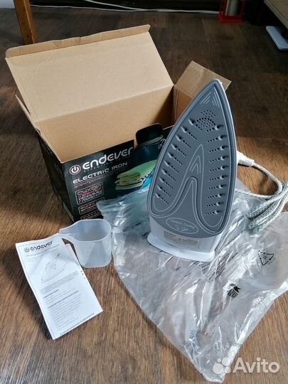 Утюг Endever