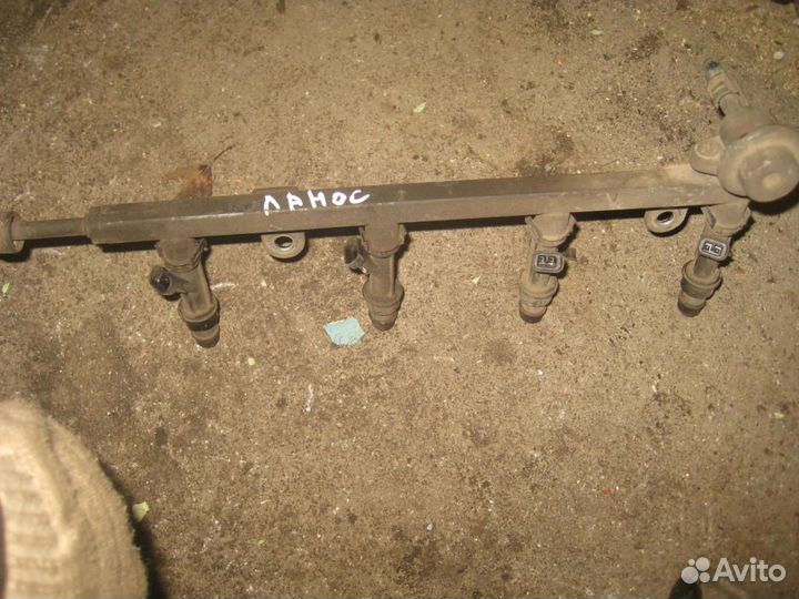 Форсунка топливная Шевроле Ланос