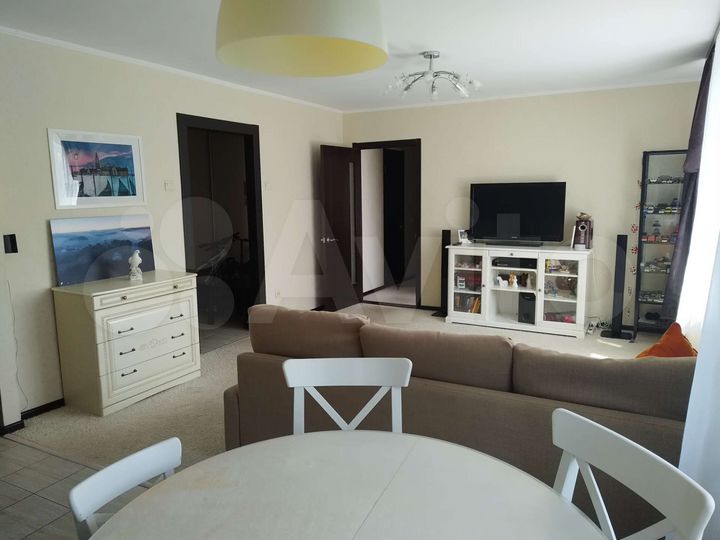 3-к. квартира, 74 м², 5/12 эт.