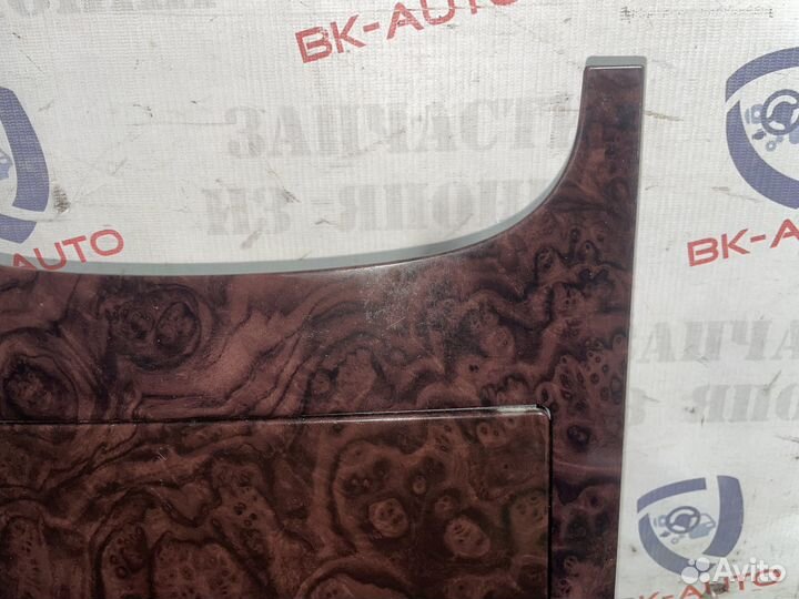 Нижняя накладка торпедо Cadillac Escalade GMT900