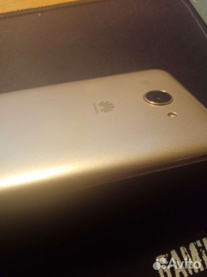 Телефон huawei