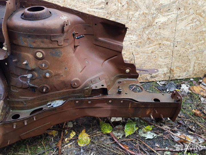 Лонжерон передний правый Skoda