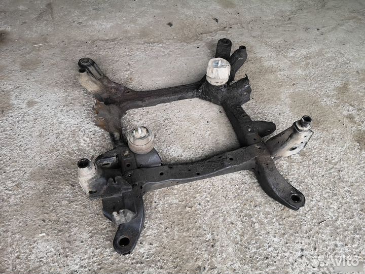 Балка передняя для Cadillac SRX 2003-2009 3,6л