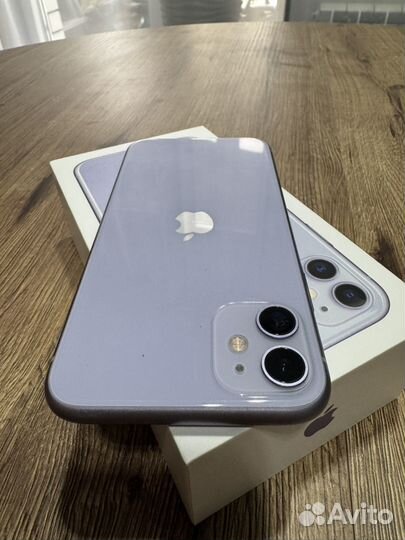 iPhone 11, 64 ГБ