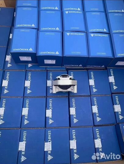 Подушка двигателя опора Audi A4 A5 A6 А7 q5 a8