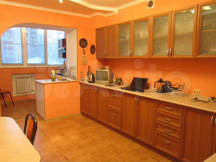 3-к. квартира, 145 м², 2/12 эт.