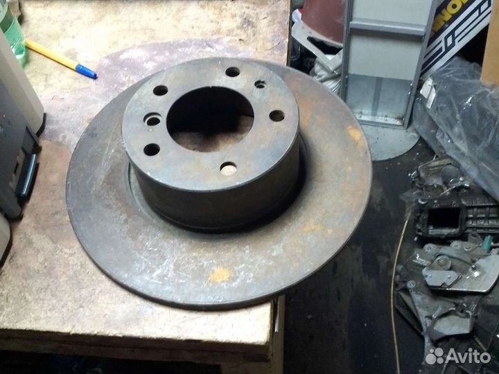 Бмв е34 тормозной диск передний не вентилируем бу