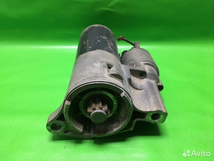 Стартер Volkswagen Touareg 2002-10 Audi Q7 Cayenne