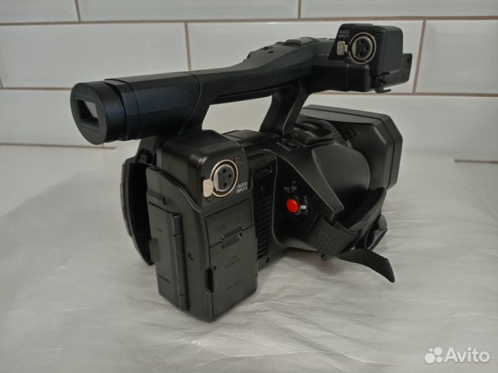 Видеокамера Panasonic нс-X1000