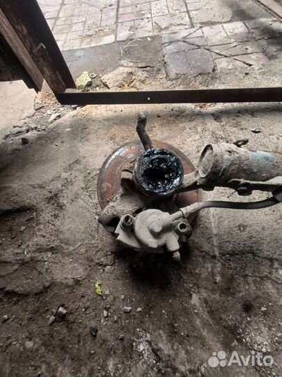 Передние стойки в сборе Volkswagen golf 3