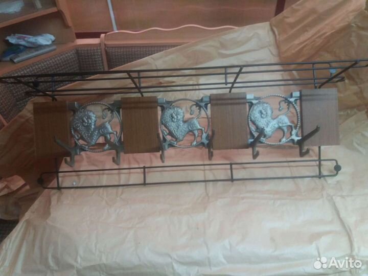 Вешалка настенная, художественно-сувенирная