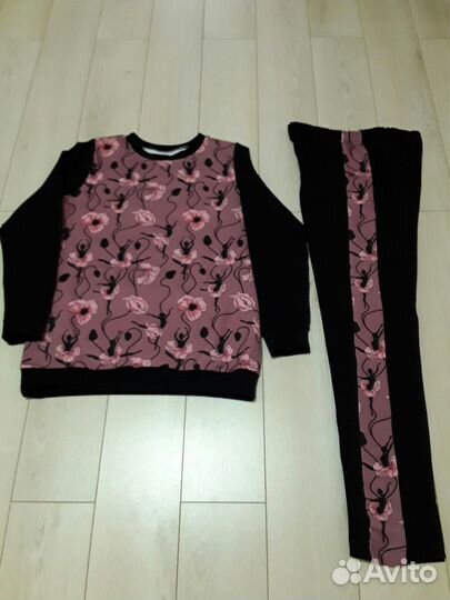 Спортивный костюм 