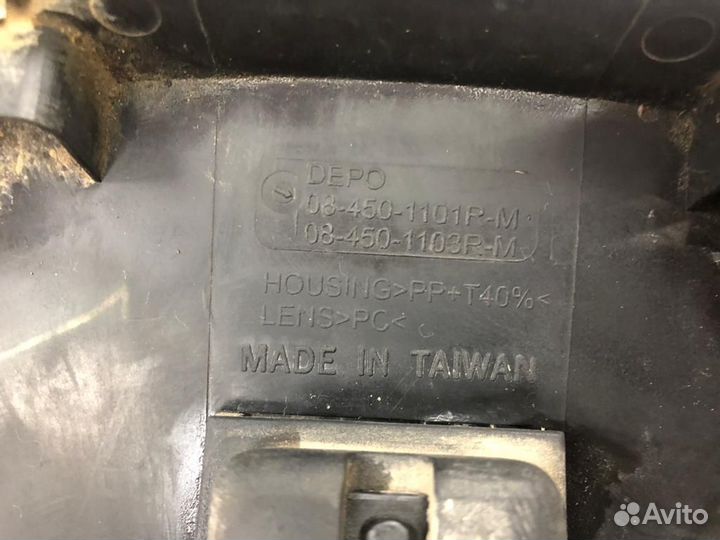 084501101 Фара правая Daf XF105