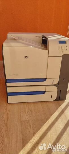 Принтер HP color LaserJet CP3525x