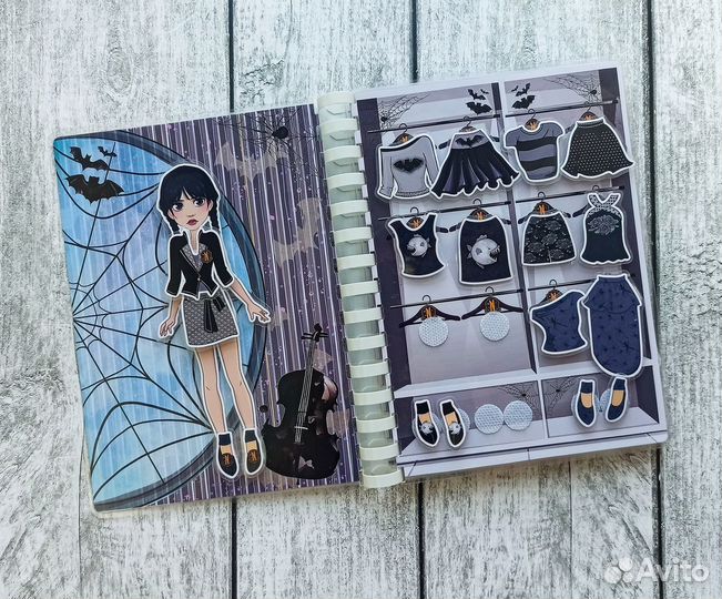 Куколка Уэнсдэй