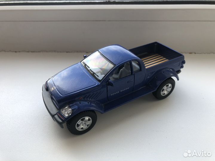 Модель автомобиля dodge