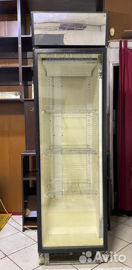 Холодильник витрина