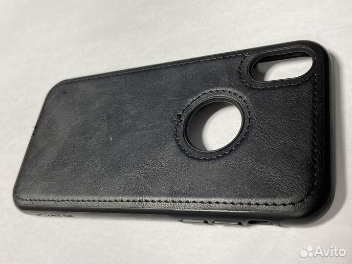 Чехол на iPhone XR