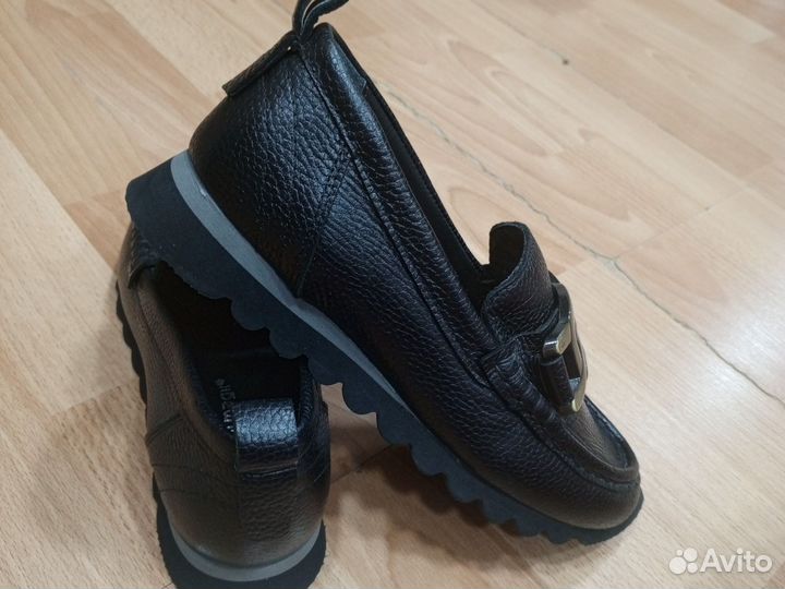 Женская обувь