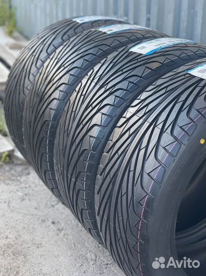 Triangle TR968 245/35 R20 95V