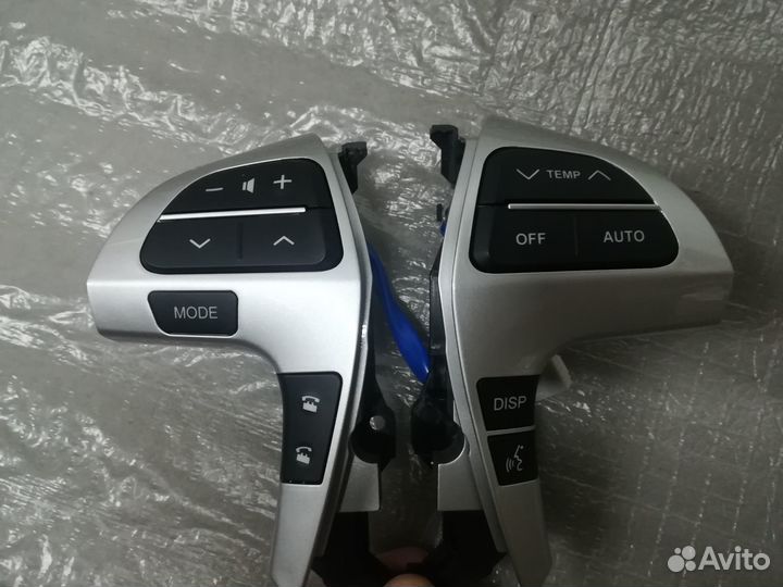 Кнопки на руль toyota camry 40/ новые