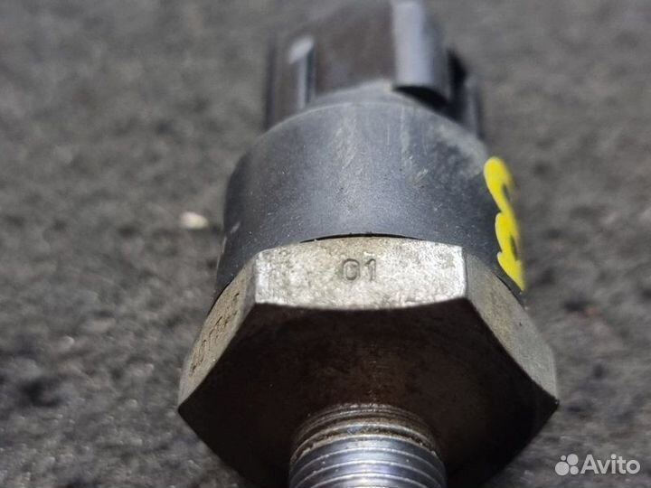 Датчик давления масла Toyota Avensis 3 универсал